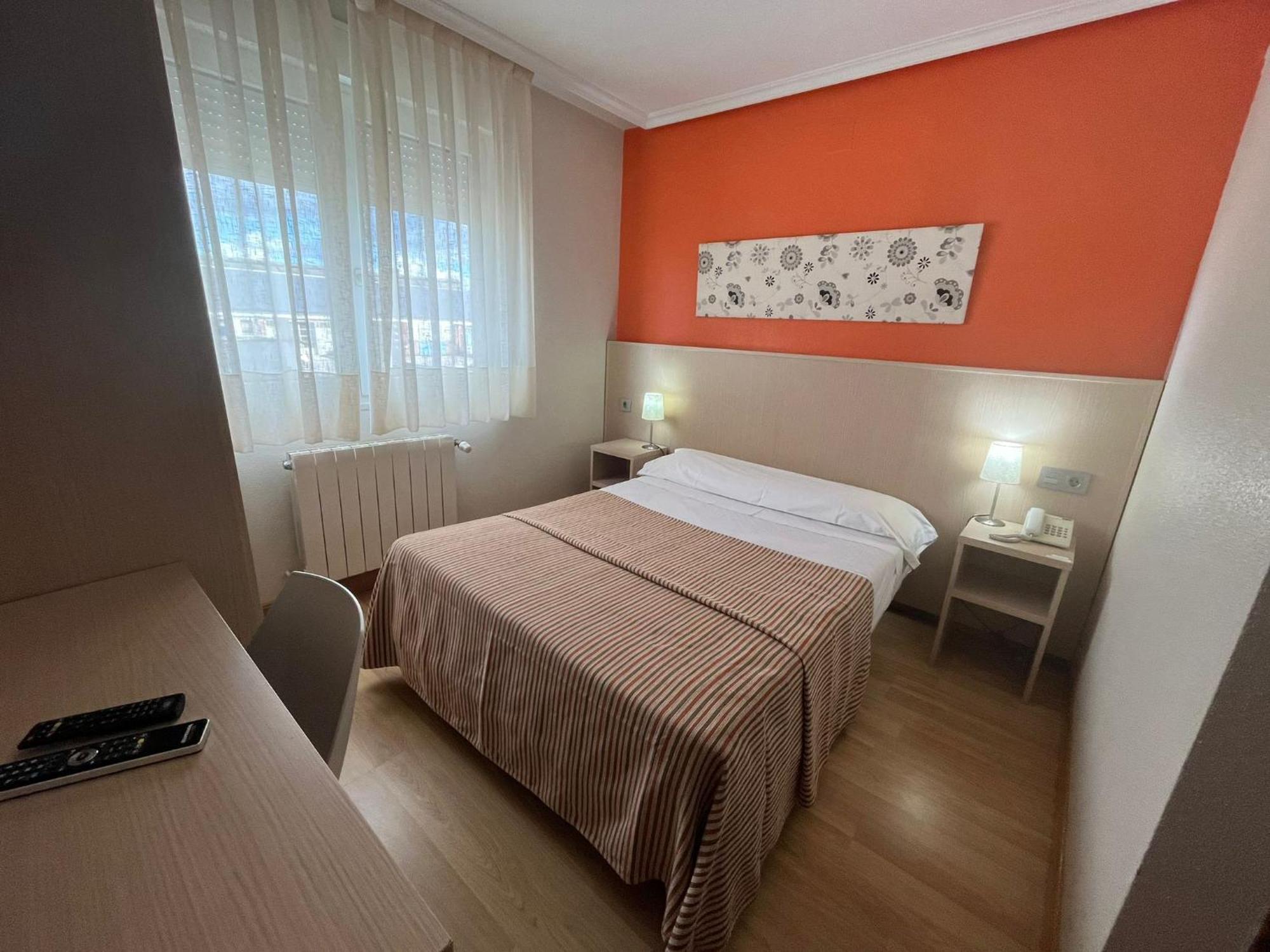 Hotel La Basilica Venta de Baños エクステリア 写真