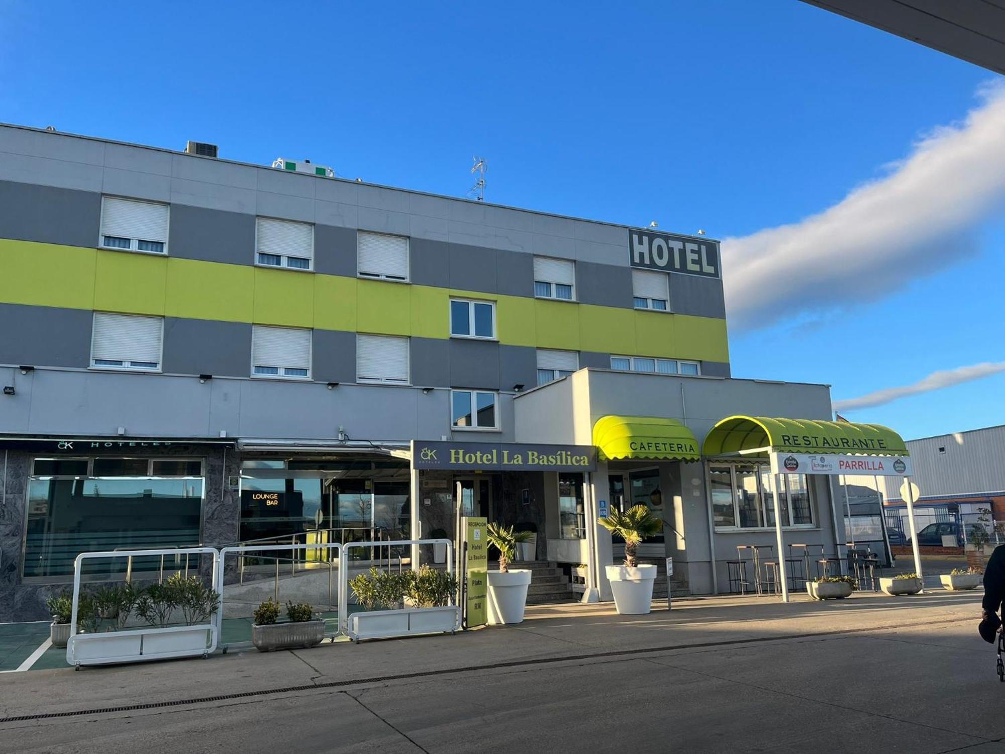 Hotel La Basilica Venta de Baños エクステリア 写真